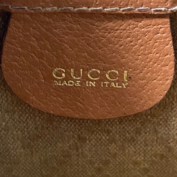 Authentic Gucci Brown Leather Wristlet Pouch - Picture 3 of 16